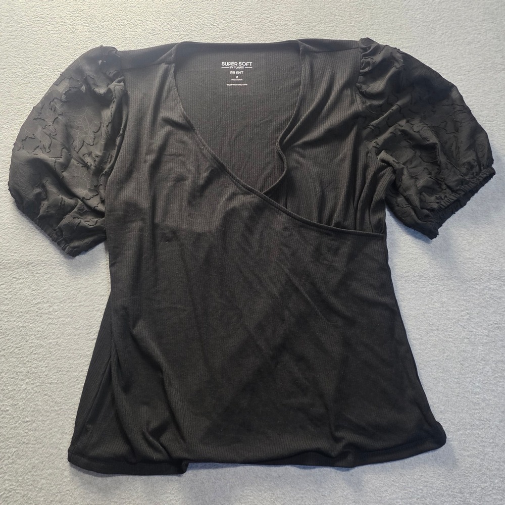 Torrid Super Soft Rib Knit Surplice Wrap Puff Sleeve Top Womens Size 2 Black